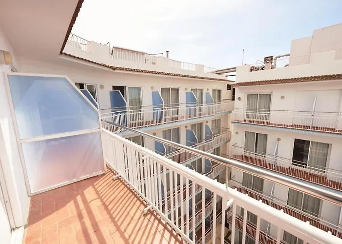 Szálloda Miami - El De Siempre, Nunca