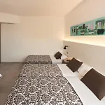 Miami - El De Siempre, Nunca Otel Calella