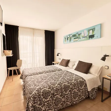 Отель Miami - El De Siempre, Nunca 3*