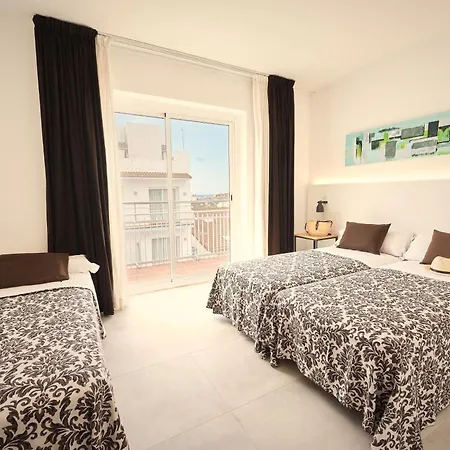 Miami - El De Siempre, Nunca 3* 卡里拉