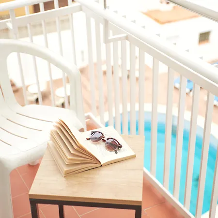 Miami - El De Siempre, Nunca Калелья