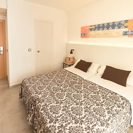 Miami - El De Siempre, Nunca 3*