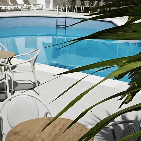 Miami Hotel 3*