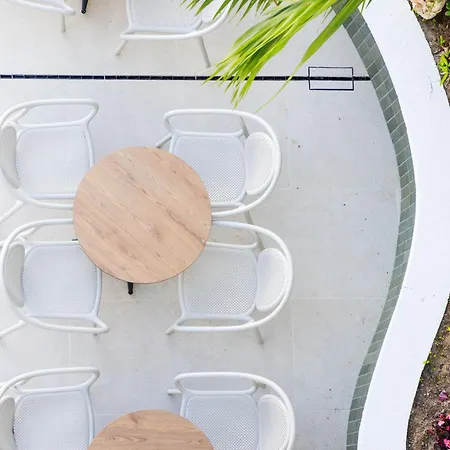 Miami Hotel 3*