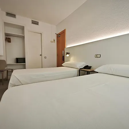 Miami - El De Siempre, Nunca Hotel Calella