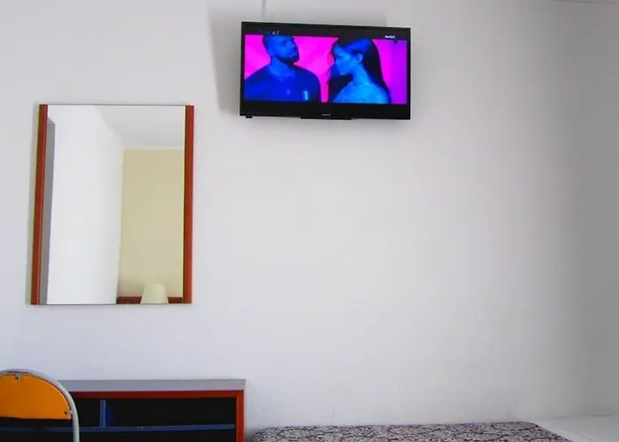 Miami - El De Siempre, Nunca Hotel Calella