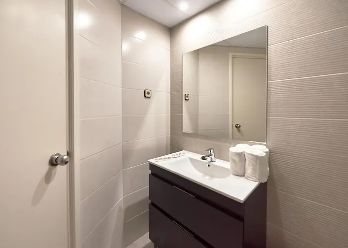 Miami - El De Siempre, Nunca 3* كاليليا