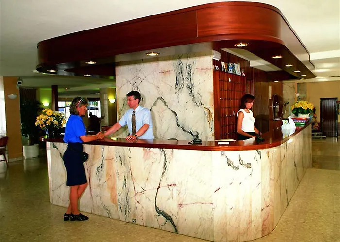 Miami - El De Siempre, Nunca 3*