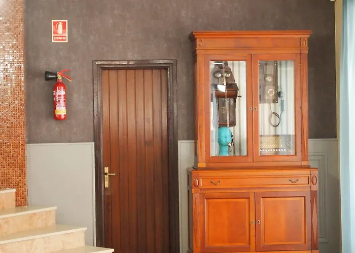 Miami - El De Siempre, Nunca Hotel 3*